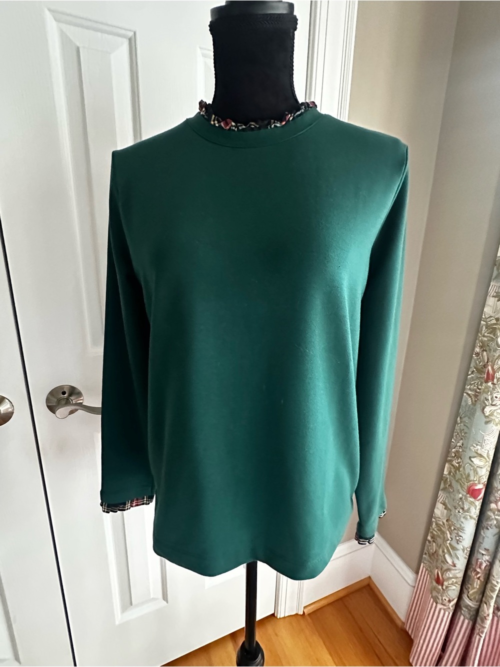 J.Crew Tartan Plaid Ruffle Trim Mock Neck Sweatshirt Back Zip Green S